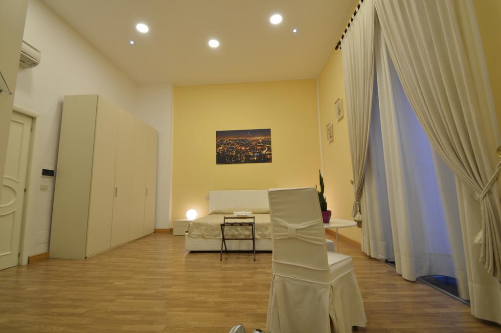 B&B Palazzo Ruffo Di Bagnara Nápoles Habitación foto