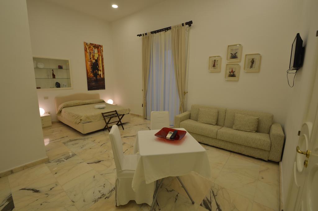 B&B Palazzo Ruffo Di Bagnara Nápoles Habitación foto